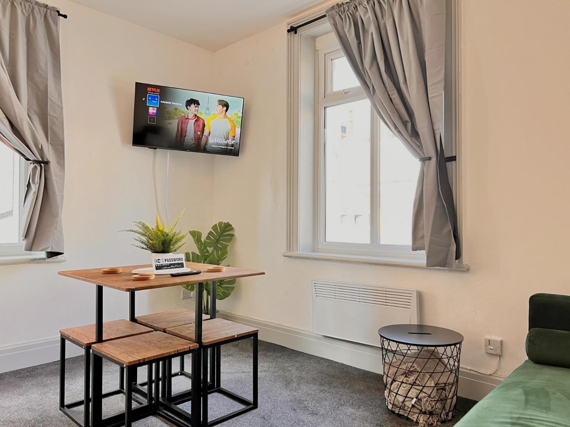 Two-Bedroom Apartments Next To Winter Gardens With Free On-Site Parking, Blackpool Exterior foto