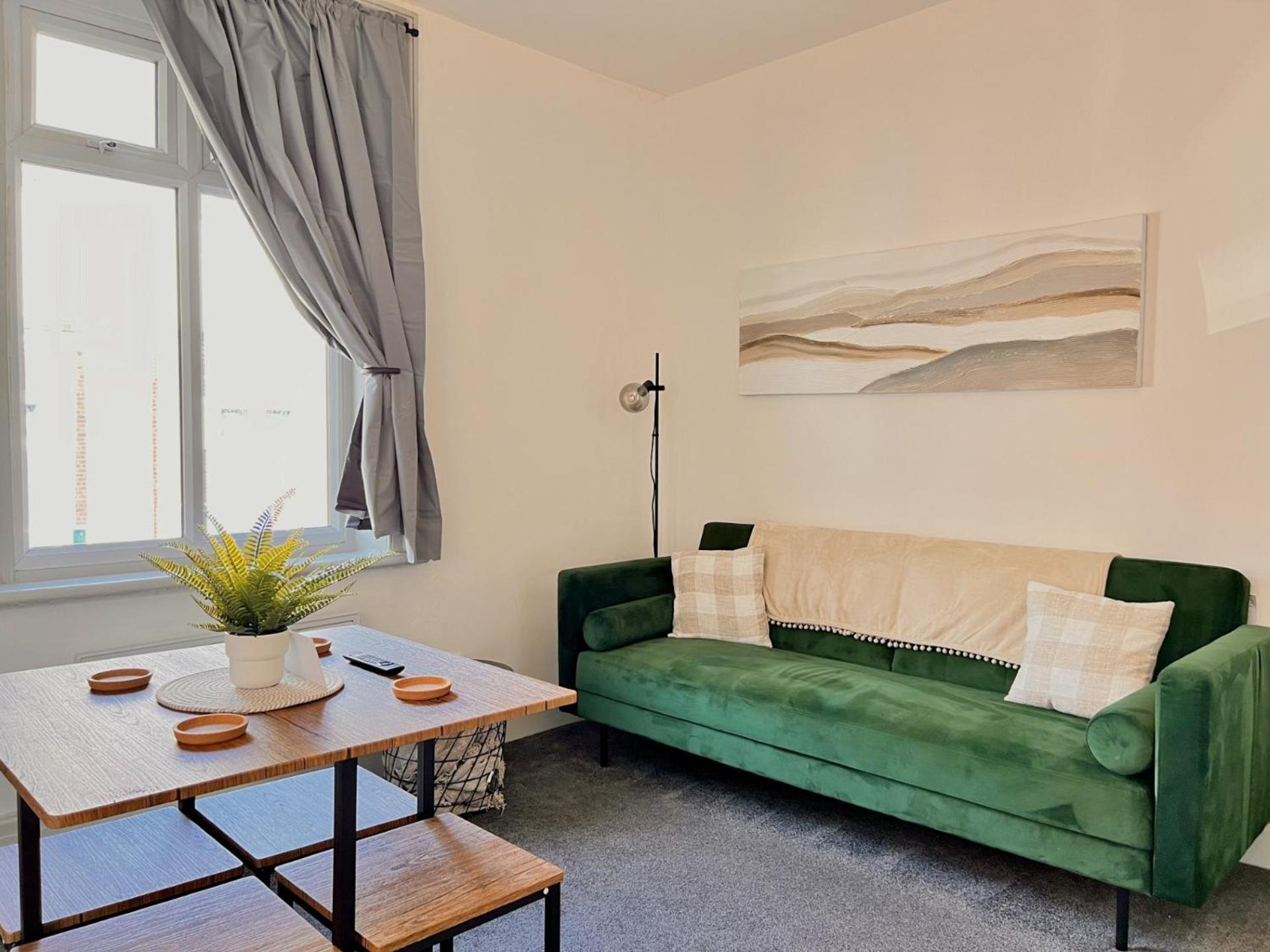 Two-Bedroom Apartments Next To Winter Gardens With Free On-Site Parking, Blackpool Exterior foto